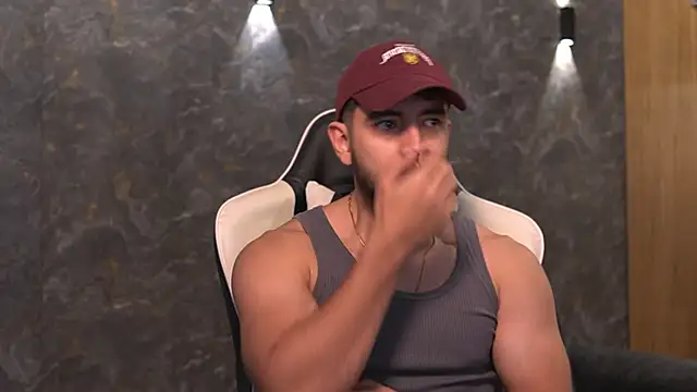 Nick Vans online show from 09-23-25, 01:03