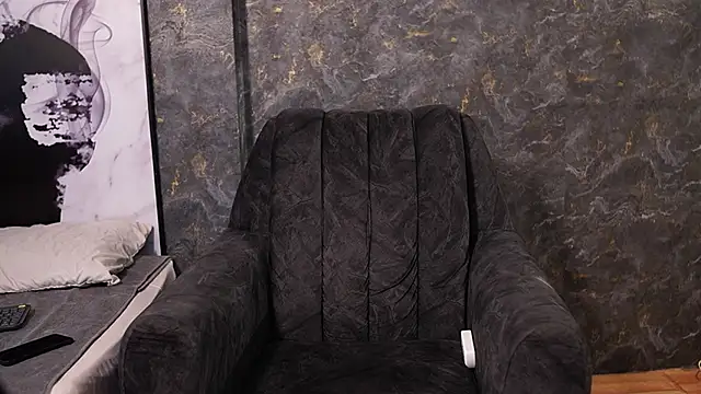 Nick Vans online show from 10-02-25, 01:18