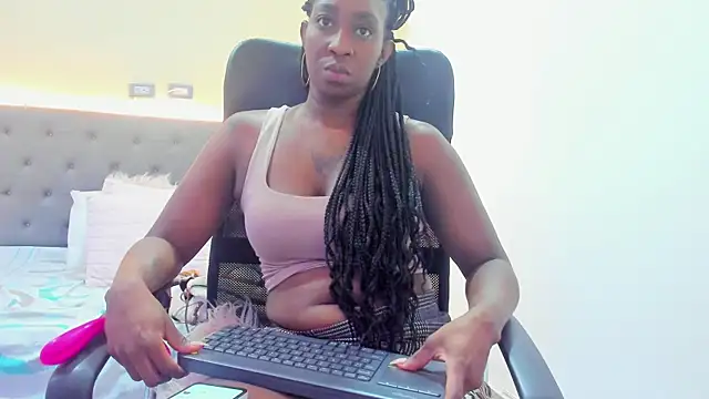 AndreaRossii1 online show from 10-02-25, 03:19