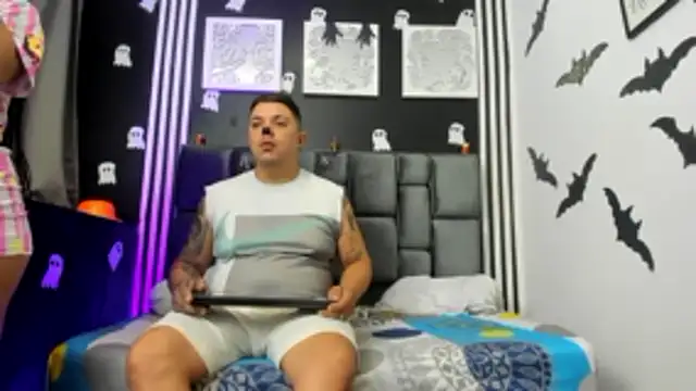 Hornycouple Hot online show from 10-15-25, 12:38