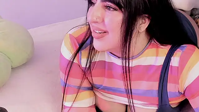 Camila Matinez  online show from 11-03-25, 12:57