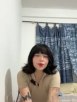 aliciia 23 online show from 11-12-25, 04:46