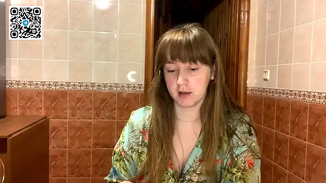 Snapshot of MaroonMoon_ chatting on 10-26-25, 08:26 MaroonMoon online show from 10-26-25, 08:26