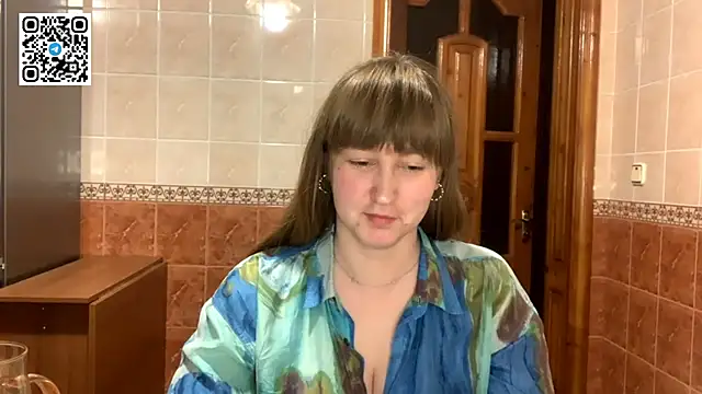 Snapshot of MaroonMoon_ chatting on 11-05-25, 08:53 MaroonMoon online show from 11-05-25, 08:53