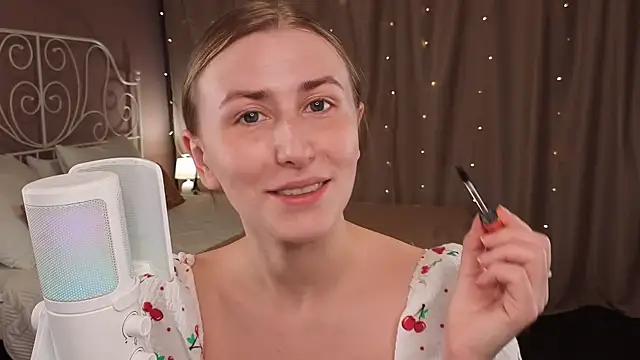 VesperaCeleste online show from 11-08-25, 05:40