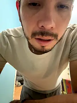 Snapshot of disvla chatting on 11-30-25, 09:57 disvla online show from 11-30-25, 09:57