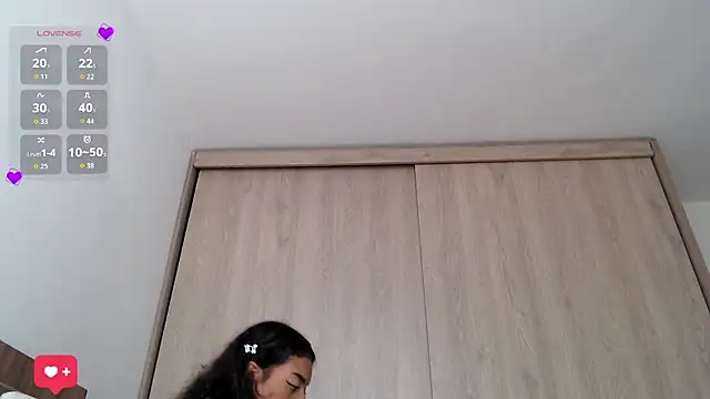 WendySuns  online show from 10-28-25, 06:43