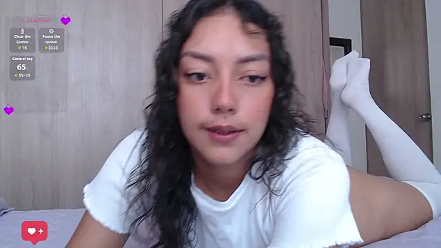 WendySuns  online show from 11-13-25, 05:01