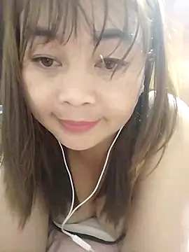 Lyly nuce online show from 10-25-25, 04:35