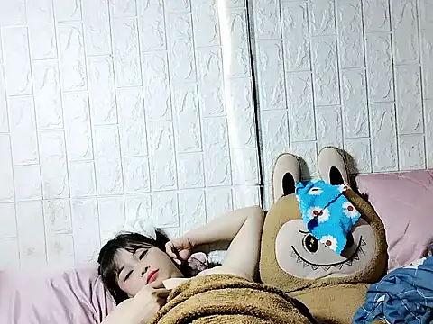 Lyly nuce online show from 11-09-25, 02:54