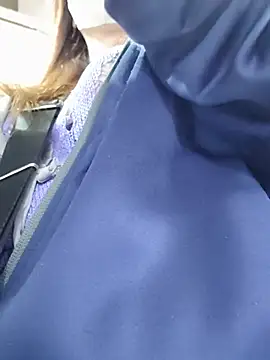 Lovelyanan online show from 10-28-25, 08:51