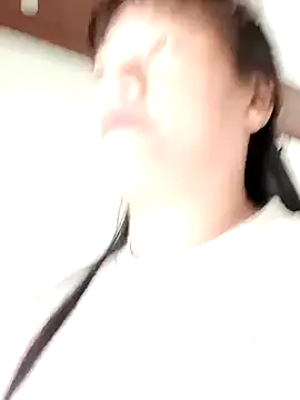 Snapshot of V-vivu-V chatting on 09-22-25, 09:22 V-vivu-V online show from 09-22-25, 09:22