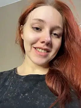 Snapshot of PollyVinice chatting on 03-08-26, 10:41 PollyVinice online show from 03-08-26, 10:41