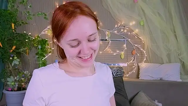 Snapshot of PollyVinice chatting on 04-12-26, 08:47 PollyVinice online show from 04-12-26, 08:47