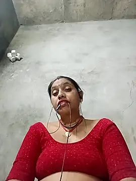 Snapshot of Sandhya_x chatting on 10-13-25, 04:40 Sandhya x online show from 10-13-25, 04:40