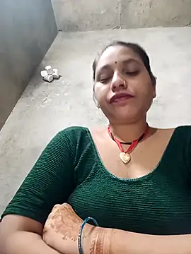 Snapshot of Sandhya_x chatting on 10-22-25, 02:50 Sandhya x online show from 10-22-25, 02:50