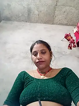 Snapshot of Sandhya_x chatting on 10-24-25, 04:53 Sandhya x online show from 10-24-25, 04:53