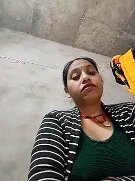 Snapshot of Sandhya_x chatting on 11-04-25, 05:50 Sandhya x online show from 11-04-25, 05:50