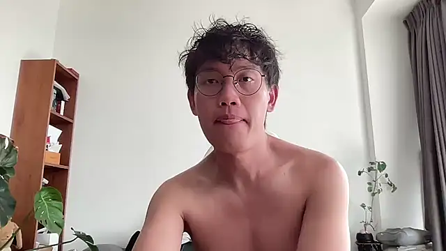 Snapshot of Passionatetwink2 chatting on 10-26-25, 03:12 Passionatetwink2 online show from 10-26-25, 03:12