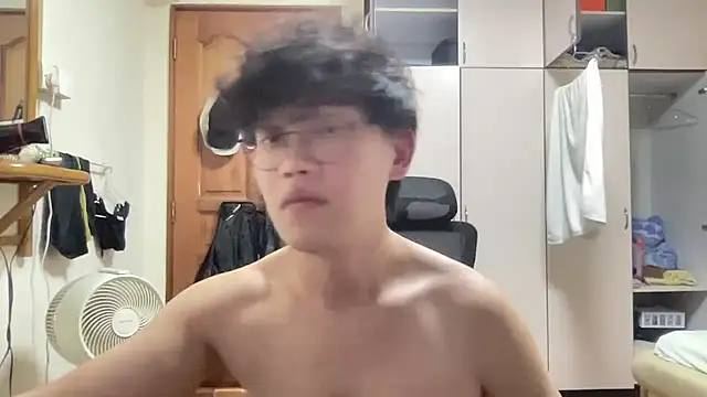 Snapshot of Passionatetwink2 chatting on 11-07-25, 11:43 Passionatetwink2 online show from 11-07-25, 11:43