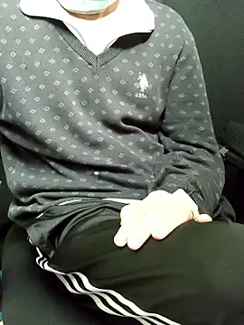 chocolate alone online show from 12-20-25, 07:59