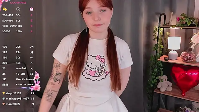 AnnieKim  online show from 03-12-26, 04:46