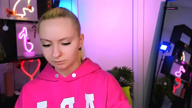 mila glow1 online show from 01-08-26, 07:27