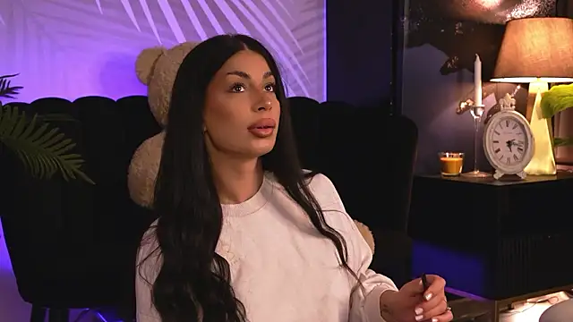 Snapshot of EvaRhea chatting on 02-23-26, 04:10 EvaRhea online show from 02-23-26, 04:10