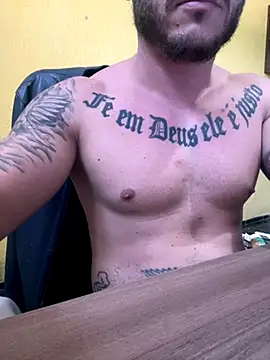 Pikadocee online show from 09-30-25, 04:45