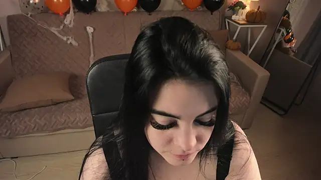 SandraEleson online show from 10-25-25, 05:48