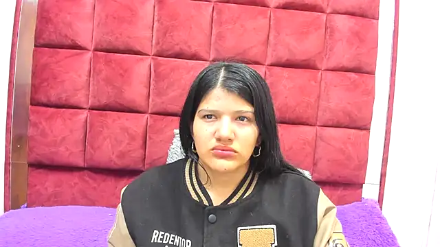 Snapshot of AANGELADIAZZ chatting on 10-24-25, 10:39 AANGELADIAZZ online show from 10-24-25, 10:39