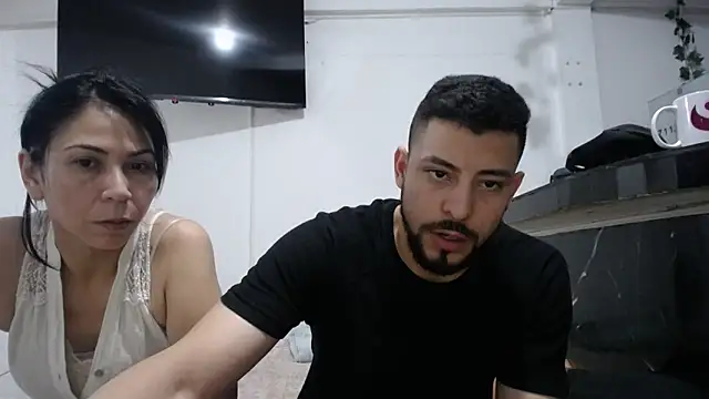 yohacriss online show from 10-08-25, 03:04