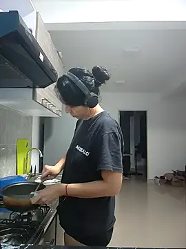 yohacriss online show from 11-10-25, 12:31