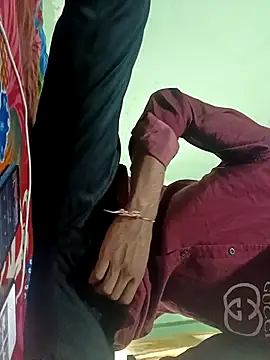 uniquesexyboy5689 online show from 10-08-25, 07:50