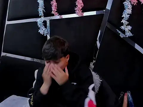 Snapshot of Bruno_Cruzz chatting on 02-06-26, 02:27 Bruno Cruzz online show from 02-06-26, 02:27