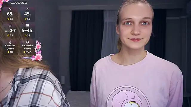 EarnestineGyllenband online show from 10-28-25, 06:28