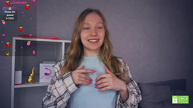 EarnestineGyllenband online show from 11-22-25, 06:23