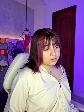 sophiievv online show from 12-17-25, 06:58