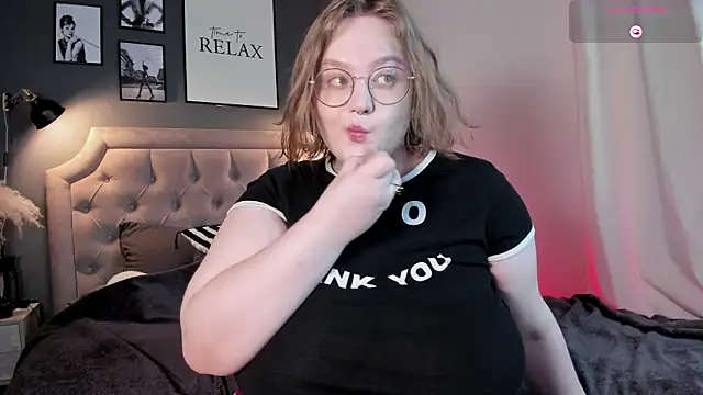 Alissa S online show from 02-20-25, 04:25