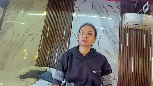 VictoriaDuart online show from 01-05-26, 07:28