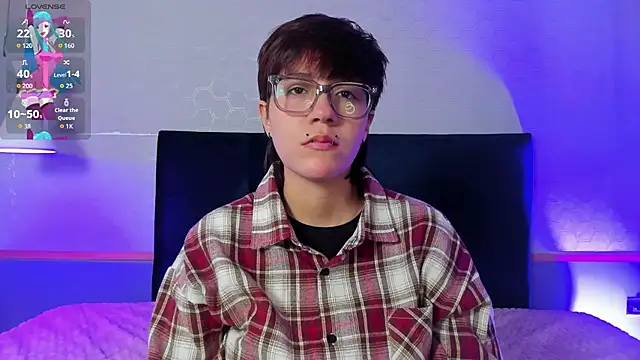 Tsuki Maru online show from 01-14-26, 04:07