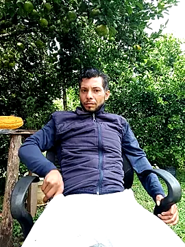 Snapshot of AlphaAlterX chatting on 10-16-25, 02:07 AlphaAlterX online show from 10-16-25, 02:07