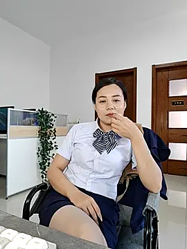 bingxin- online show from 10-16-25, 04:57