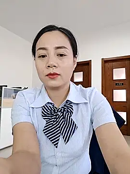 bingxin- online show from 10-28-25, 03:43