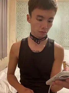 Snapshot of Neilslave0 chatting on 11-16-25, 02:22 Neilslave0 online show from 11-16-25, 02:22