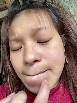 Snapshot of Mai_bb chatting on 10-16-25, 02:34 Mai bb online show from 10-16-25, 02:34