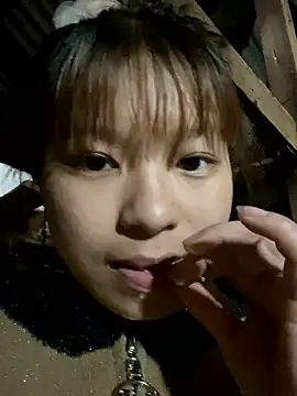 Snapshot of Mai_bb chatting on 11-09-25, 01:37 Mai bb online show from 11-09-25, 01:37