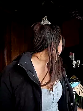 ALIENHR38 online show from 12-17-25, 01:33