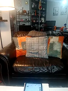 Snapshot of MRTATTWO chatting on 10-03-25, 05:26 MRTATTWO online show from 10-03-25, 05:26