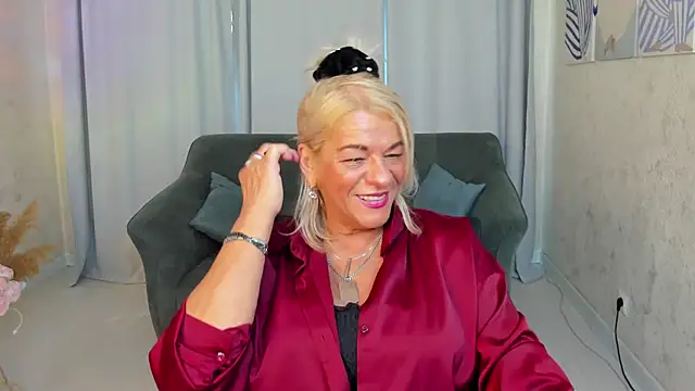 AnittaHarris online show from 10-10-25, 07:40